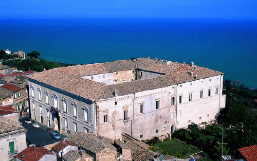 Palazzo D'Avalos