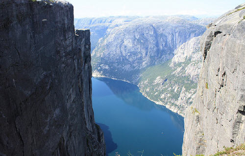 paesaggio fiordo norvegese